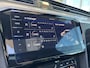 Volkswagen Passat Variant 1.4 TSI PHEV GTE Business / Panorma dak / Zwenkbare trekhaak / Virtual cockpit / Suede bekleding / Matrix koplampen