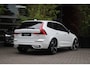 Volvo XC60 2.0 T6 Plug-in hybrid AWD Ultra Black Edition | 22" Velgen | Luchtvering | Bowers&Wilkins | Panoramadak | Pilot Assist