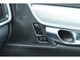 Volvo V90 2.0 T6 Plug-in hybrid AWD Ultra Dark | Head-up Display | Stuur + Stoelverwarming | Harman & Kardon | Keyless | Adaptieve cruise control incl. BLIS |