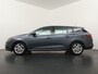 Renault Megane Estate 1.3 TCe Limited - Navigatie - Parkeersensoren V+A - Trekhaak - Cruise Control