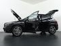 Mercedes-Benz GLA 250 e Business Solution AMG | Panorama - Schuifdak | Trekhaak Wegklapbaar | Apple Carplay & Android Auto | Multibeam Led | Achteruitrijcamera | Stoelverwarming Voorin | Nightpakket