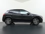Mercedes-Benz GLA 250 e Business Solution AMG | Panorama - Schuifdak | Trekhaak Wegklapbaar | Apple Carplay & Android Auto | Multibeam Led | Achteruitrijcamera | Stoelverwarming Voorin | Nightpakket
