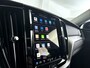 Volvo XC60 T6 Aut. Plug-in hybrid AWD Ultra Dark | Panoramadak | 360° camera | Harman Kardon | Stoel- en Stuurverwarming | Trekhaak