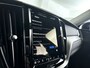 Volvo XC60 T6 Aut. Plug-in hybrid AWD Ultra Dark | Panoramadak | 360° camera | Harman Kardon | Stoel- en Stuurverwarming | Trekhaak