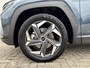 Hyundai Tucson 1.6 T-GDI PHEV Comfort Smart 4WD | Rijklaarprijs! | Adaptive Cruise Control | 19"Lm velgen |  Navi | Stoel & Stuurverwarming | Camera & Sensoren | Fabrieksgarantie t/m 06-2029! |