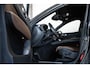 Volvo XC60 B5 Automaat Business Pro | Trekhaak | 360° parkeercamera | Adaptive cruise control | BLIS | Stoelverwarming | Stuurwielverwarming | Navigatie | Maroon lederen bekleding | Comfortstoelen |