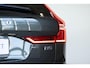 Volvo XC60 B5 Automaat Business Pro | Trekhaak | 360° parkeercamera | Adaptive cruise control | BLIS | Stoelverwarming | Stuurwielverwarming | Navigatie | Maroon lederen bekleding | Comfortstoelen |