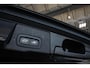 Volvo XC60 B5 Automaat Business Pro | Trekhaak | 360° parkeercamera | Adaptive cruise control | BLIS | Stoelverwarming | Stuurwielverwarming | Navigatie | Maroon lederen bekleding | Comfortstoelen |