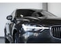 Volvo XC60 B5 Automaat Business Pro | Trekhaak | 360° parkeercamera | Adaptive cruise control | BLIS | Stoelverwarming | Stuurwielverwarming | Navigatie | Maroon lederen bekleding | Comfortstoelen |