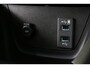 Opel Crossland 1.2 Turbo 110PK Level 3 | Navi | Clima | Cruise | Panoramadak | Camera | Parkeersensoren V+A | Dodehoeksensoren | 16" Lichtmetaal | Metallic |