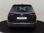 Volkswagen Tiguan 1.4 TSI eHybrid Life | Panoramadak | Achteruitrijcamera | Stoel- en stuurwielverwarming | 3-zone airco | Navigatie | Digital cockpit Pro | Adaptieve cruise control |