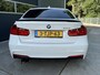 BMW 3-Serie 328i 245pk Automaat Executive M-Performance Schuifdak 20" LMV Sportuitlaat Xenon Navigatie