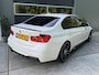 BMW 3-Serie 328i 245pk Automaat Executive M-Performance Schuifdak 20" LMV Sportuitlaat Xenon Navigatie