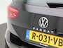 Volkswagen Passat Variant 1.5 TSi 150 Pk Automaat R-Line Business + | Panorama Dak | Carplay | Elektrische Achterklep | Stoel Verwarming | Leder Alcantara Bekleding | Full LED | 17 Inch | 53.430 km!!