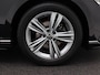 Volkswagen Passat Variant 1.5 TSi 150 Pk Automaat R-Line Business + | Panorama Dak | Carplay | Elektrische Achterklep | Stoel Verwarming | Leder Alcantara Bekleding | Full LED | 17 Inch | 53.430 km!!