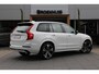 Volvo XC90 T8 Recharge AWD Ultimate Dark | Full Option! | Bowers & Wilkins | trekhaak | Gelamineerde zijruiten| Luchtvering | Head-Up Display | Stoel & stuurwielverwarming | Achterbankverwarming | Adaptieve cruise control incl. BLIS