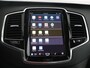 Volvo XC90 T8 Recharge AWD Ultimate Dark | Full Option! | Bowers & Wilkins | trekhaak | Gelamineerde zijruiten| Luchtvering | Head-Up Display | Stoel & stuurwielverwarming | Achterbankverwarming | Adaptieve cruise control incl. BLIS