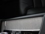 Volvo XC90 T8 Recharge AWD Ultimate Dark | Full Option! | Bowers & Wilkins | trekhaak | Gelamineerde zijruiten| Luchtvering | Head-Up Display | Stoel & stuurwielverwarming | Achterbankverwarming | Adaptieve cruise control incl. BLIS