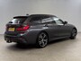 BMW 3-Serie 330e xDrive Touring M-Sport 259PK | Pano | H/K | Trekh | Sfeerver. | Virtual | Carplay | LED l Adaptive l Stoelverw.