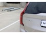 Volvo XC90 T8 Automaat Plug-in hybrid AWD Ultra Bright Verwarmbare voorstoelen | Ventileerbare voorstoelen | Verwarmbaar stuurwiel | Verwarmbare achterbank | Premium audio by Bowers & Wilkins | Luchtvering | Rondom zichtcamera | 20 inch Lichtmetalen velgen | Alarmklasse 3