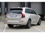 Volvo XC90 T8 Automaat Plug-in hybrid AWD Ultra Bright Verwarmbare voorstoelen | Ventileerbare voorstoelen | Verwarmbaar stuurwiel | Verwarmbare achterbank | Premium audio by Bowers & Wilkins | Luchtvering | Rondom zichtcamera | 20 inch Lichtmetalen velgen | Alarmklasse 3