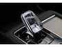Volvo XC90 T8 Automaat Plug-in hybrid AWD Ultra Bright Verwarmbare voorstoelen | Ventileerbare voorstoelen | Verwarmbaar stuurwiel | Verwarmbare achterbank | Premium audio by Bowers & Wilkins | Luchtvering | Rondom zichtcamera | 20 inch Lichtmetalen velgen | Alarmklasse 3