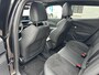 Peugeot e-2008 EV GT Pack 136 PK Automaat | 12-2022 Auto | Meest Complete Uitvoering | Glazen Schuif-Kanteldak | 18" Lichtmetalen Velgen | Navigatie | Alcantara Stoelen | Stoelverwarming | Climate Control | Adaptieve Cruise Control | Camera | Hoge Zitpositie |
