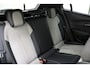 Peugeot e-2008 EV GT Pack 50 kWh | 3-Fase | 136pk | Navigatie | Climate Control | Stoelverwarming | Keyless entry start | Camera | Cruise Control Adaptief