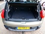 Peugeot 3008 1.6 VTi ST Clima Cruise Navi Trekhaak 1500kg. Hoge instap
