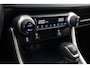 Toyota RAV4 2.5 Hybrid AWD Executive | Trekhaak | Dodehoek detectie | Leder | Stoel-/stuurverwarming | Apple Carplay / Android Auto | Adaptive Cruise | Parkeersensoren voor/achter