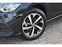 Volkswagen Polo Life Edition Inclusief €2000,- inruilvoordeel | 'App-Connect' smartphone integratie | Buitenspiegels elektrisch instel- verwarm- en inklapbaar | Parkeersensoren voor en achter (Park Distance Control)