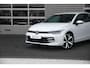 Volkswagen Golf Life Edition eHybrid | 'App-Connect' draadloze smartphone integratie | Achterbank in ongelijke delen neerklapbaar incl. middenarmsteun en doorlaadmogelijkheid | Afstandscontrolesysteem (Front Assist)