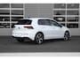 Volkswagen Golf Life Edition eHybrid | 'App-Connect' draadloze smartphone integratie | Achterbank in ongelijke delen neerklapbaar incl. middenarmsteun en doorlaadmogelijkheid | Afstandscontrolesysteem (Front Assist)