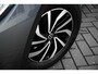 Volkswagen Polo Life Edition Inclusief €2000,- inruilvoordeel | 'App-Connect' smartphone integratie | Buitenspiegels elektrisch instel- verwarm- en inklapbaar | Parkeersensoren voor en achter (Park Distance Control)