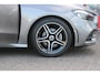 Mercedes-Benz B-klasse 180 Star Edition AMG Line NL Auto!!