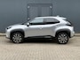 Toyota Yaris Cross 1.5 Hybrid 115 Dynamic / Tot 10 jaar Garantie* / Stuur-, stoel- en voorruitverwarming / Apple Carplay Android Auto / Adaptieve cruise control / Climate control / Achteruitrijcamera /
