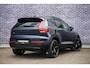 Volvo EX40 Single Motor Extended Range Ultra Black Edition | Harman Kardon | 20" | Panoramadak | Donker Glas | Power Seats |