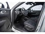Volvo EX40 Single Motor Extended Range Business Edition | Adaptieve Cruise Control | Climate Pack | Versatility Pakket | All-Season Banden | Harman Kardon |
