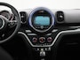 MINI Countryman 1.5 Cooper S E ALL4 | Automaat | Navigatie | Panoramadak | Cruise Control | Comfort Access | Parkeersensoren achter | Dakrails | Sportstuur | Climate Control | Radio MINI Visual Boost | LED-verlichting | Mistlampen voor |