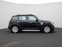 MINI Countryman 1.5 Cooper S E ALL4 | Automaat | Navigatie | Panoramadak | Cruise Control | Comfort Access | Parkeersensoren achter | Dakrails | Sportstuur | Climate Control | Radio MINI Visual Boost | LED-verlichting | Mistlampen voor |