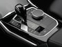 BMW 3-Serie 318i/ CARPLAY/ LIVE COCKPIT/ SHADOW LINE/ 19INCH VELGEN/ SPORTSTOELEN