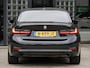 BMW 3-Serie 318i/ CARPLAY/ LIVE COCKPIT/ SHADOW LINE/ 19INCH VELGEN/ SPORTSTOELEN