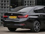 BMW 3-Serie 318i/ CARPLAY/ LIVE COCKPIT/ SHADOW LINE/ 19INCH VELGEN/ SPORTSTOELEN