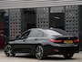 BMW 3-Serie 318i/ CARPLAY/ LIVE COCKPIT/ SHADOW LINE/ 19INCH VELGEN/ SPORTSTOELEN