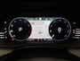 Skoda Kamiq 1.0 TSi 115 Pk Automaat | Trekhaak | Camera | Stoel Verwarming | Elektrische Achterklep | Carplay | Navigatiesysteem | ECC | 17 Inch | 26.420 Km!!