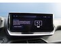 Peugeot 208 1.2 Hybrid 145 e-DCS6 GT | Navigatie | Climate Control | Dodehoek Sensoren | Keyless Entry + Start | Apple Carplay | Camera V+A |