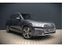 Audi Q5 2.0 TFSI quattro Launch Edition | Bang & Olufsen | Panoramadak | Stoelverwarming | Luchtvering | RS Stoelen | Adaptive Cruise Control | B&O | Elektrische Stoelen | Camera | Dodehoekdetectie | Keyless