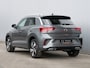 Volkswagen T-Roc 1.5 TSI 150pk R-Line Edition Automaat Apple Carplay / 18 inch / IQ Light / Stoelverwarming
