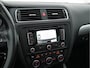 Volkswagen Jetta 1.4 TSI Hybrid Highline Executive-Pack Aut. *PANO | BI-XENON | NAVI-FULLMAP | CAMERA | HEATED-COMFORTSEATS | ECC | PDC | PRIVACY-GLASS | CRUISE | RADIO-CD | SHIFT-PADDLES | 17''ALU*