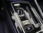 Volkswagen Golf 1.4 eHybrid | Panoramadak | Trekhaak | Achteruitrijcamera | Stoel- en stuurwielverwarming | Keyless | Adaptieve cruise control | Navigatie |